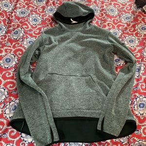 nike sweatshirt